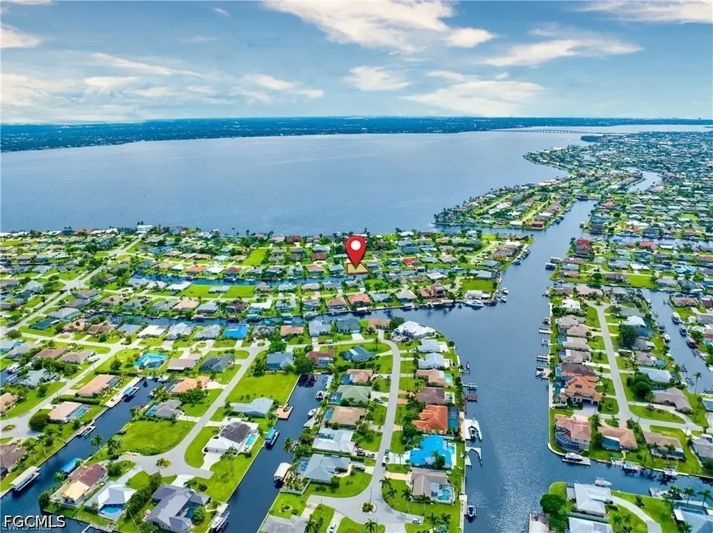 2227 SE 27th Terrace Cape Coral FL 33904