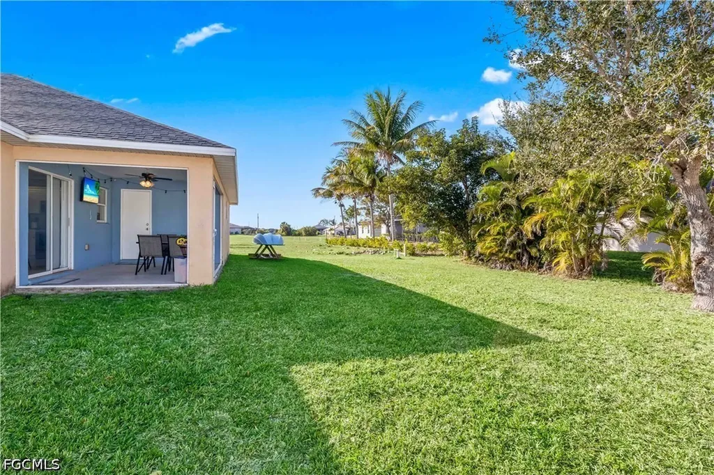 4409 Jacaranda Parkway W Cape Coral FL 33993