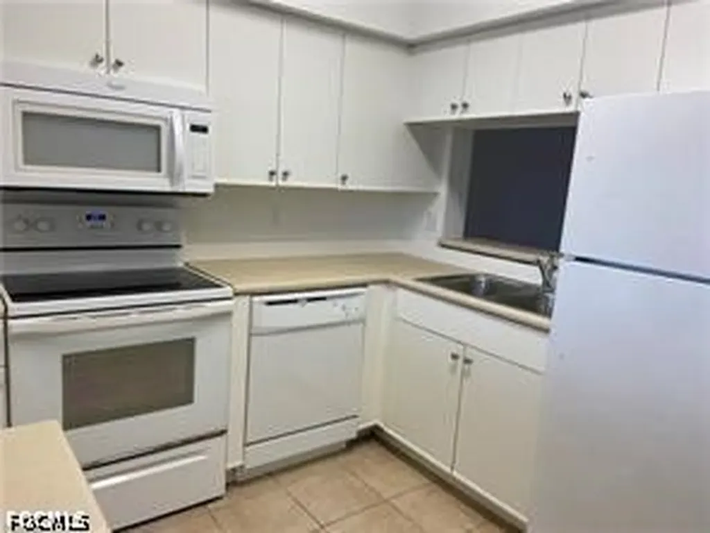 8326 Bernwood Cove Loop Fort Myers FL 33966