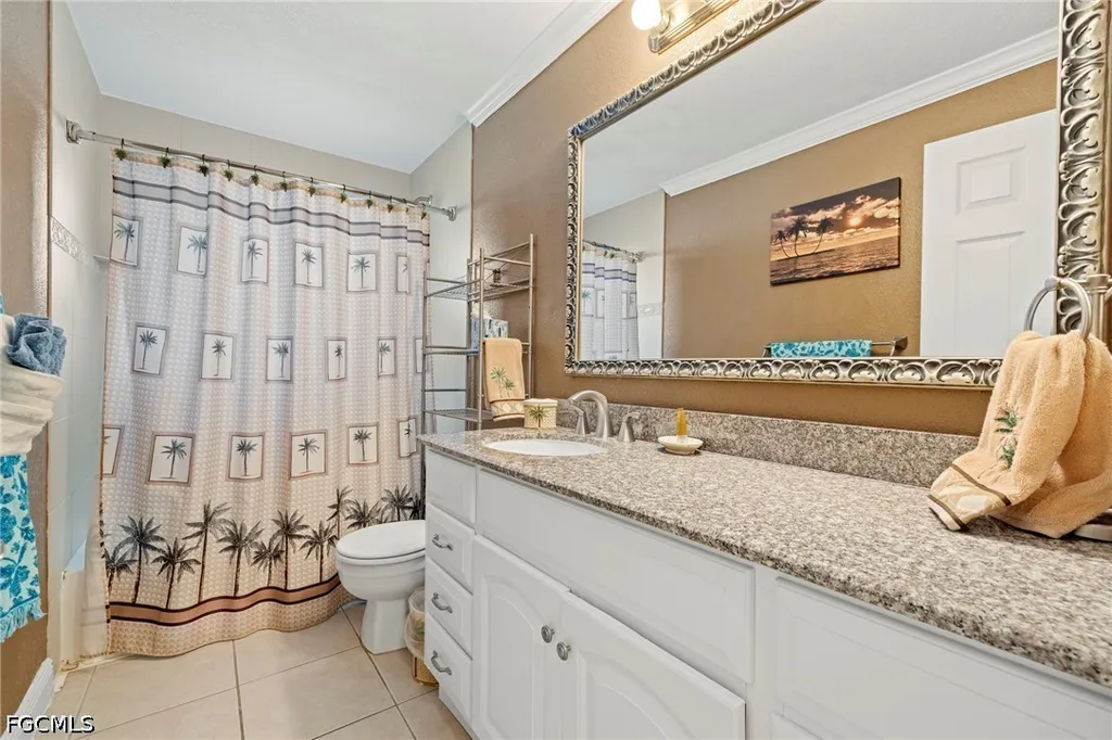 1023 SE 15th Street Cape Coral FL 33990