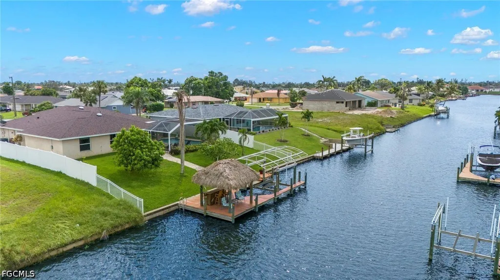 1023 SE 15th Street Cape Coral FL 33990