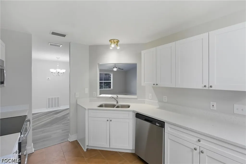 1505 NE 6th Place Cape Coral FL 33909