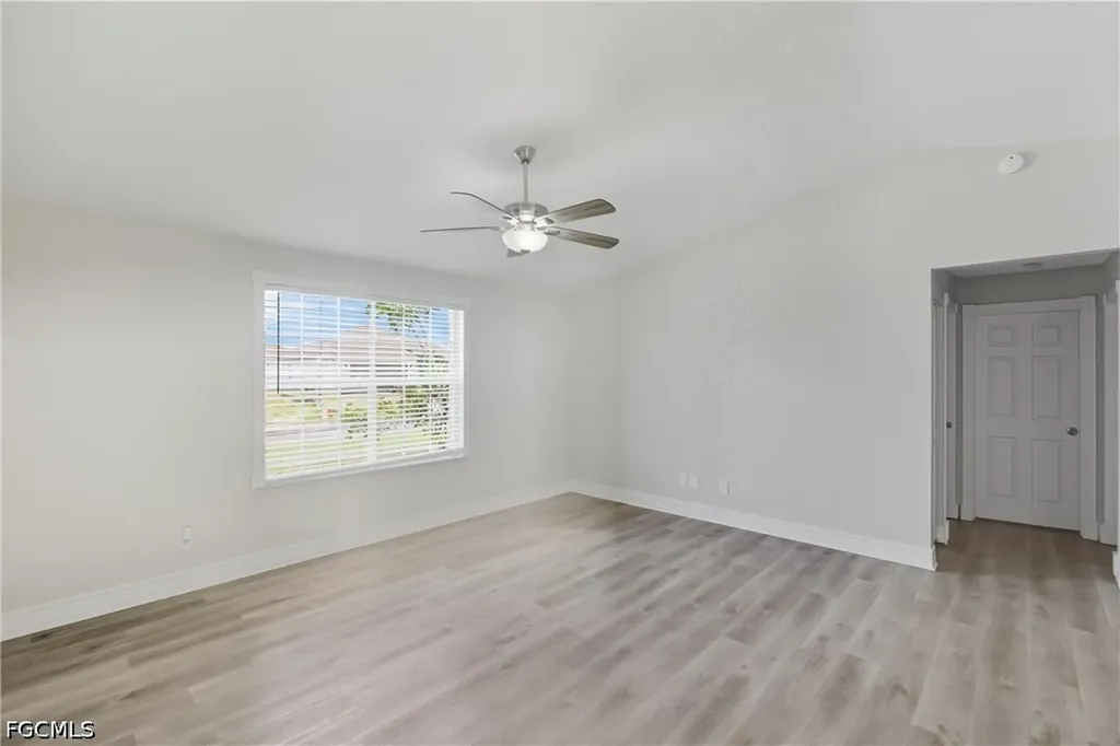 1505 NE 6th Place Cape Coral FL 33909