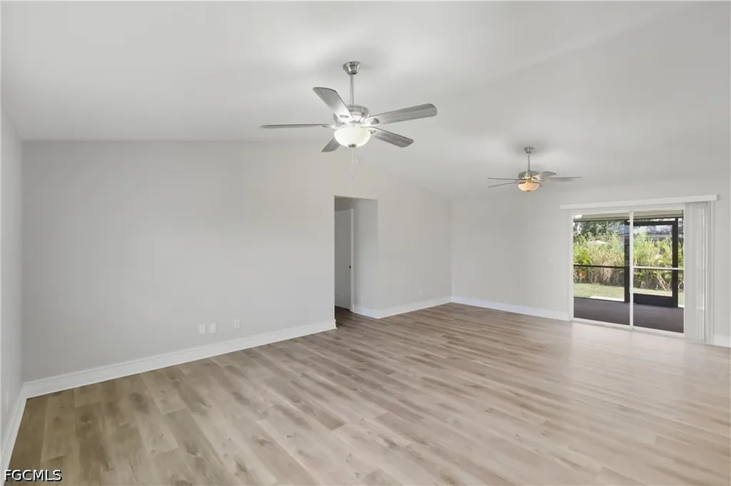 1505 NE 6th Place Cape Coral FL 33909