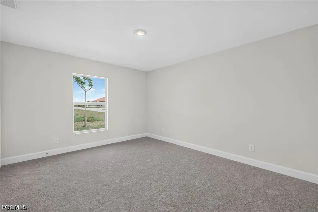 1106 NW 8th Place Cape Coral FL 33993