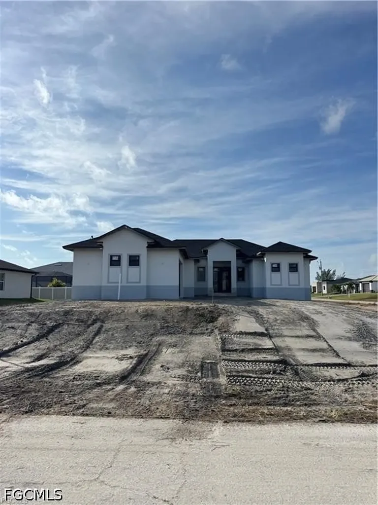 2126 NW 41st Avenue Cape Coral FL 33993