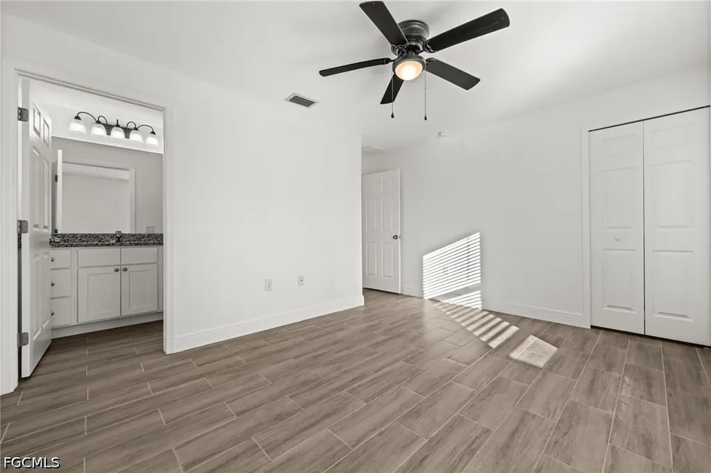 915-917 Graystone Avenue Lehigh Acres FL 33974