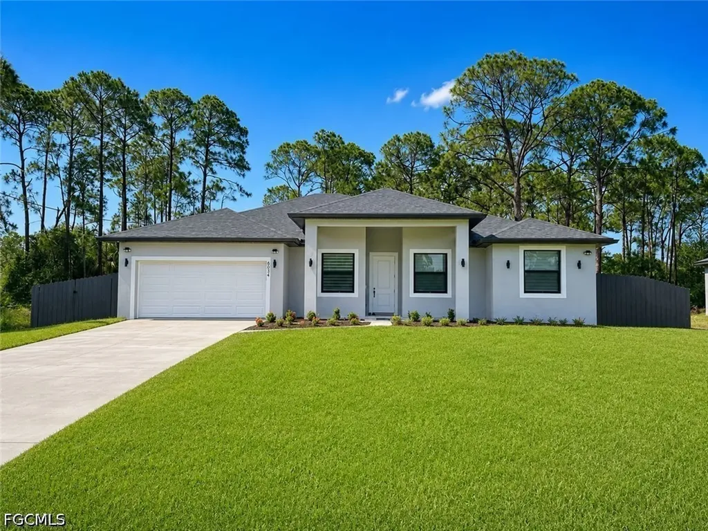 8034 Life Circle Labelle FL 33935