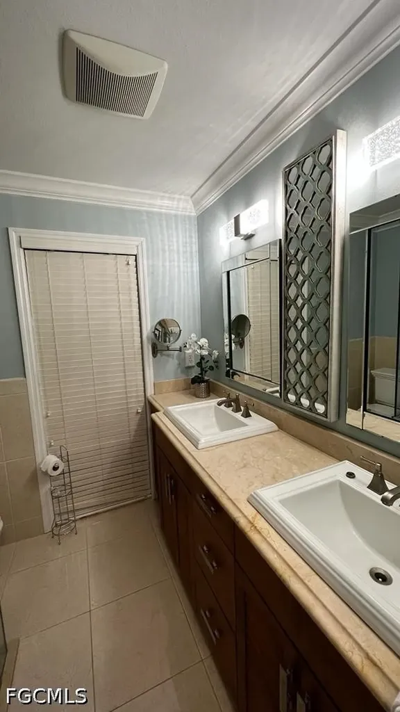 253 Bayshore Drive Cape Coral FL 33904