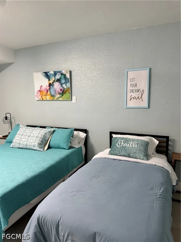 253 Bayshore Drive Cape Coral FL 33904