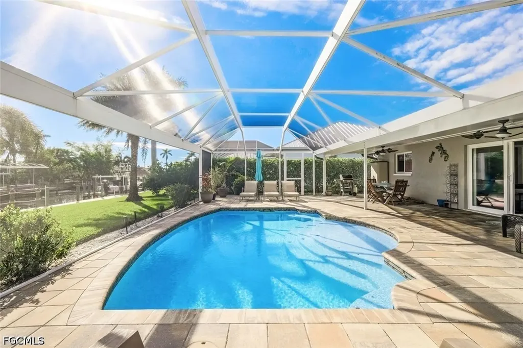 5205 SW 3rd Avenue Cape Coral FL 33914