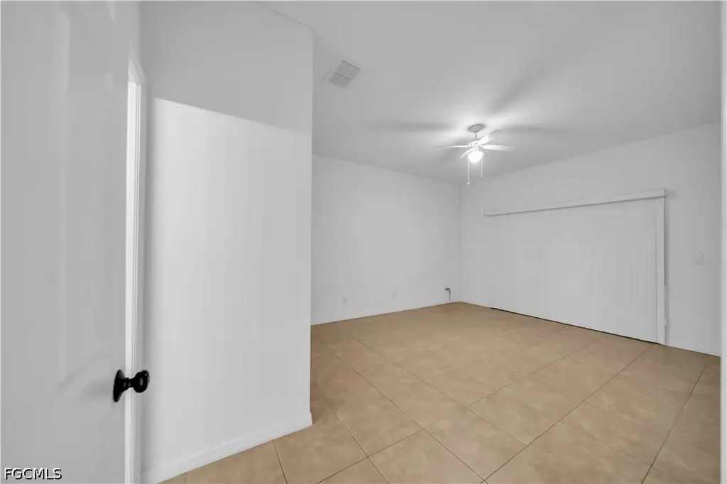 21 Kismet Parkway E Cape Coral FL 33909