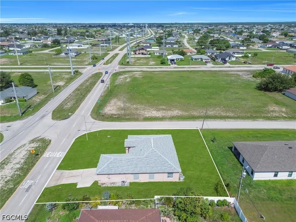 21 Kismet Parkway E Cape Coral FL 33909