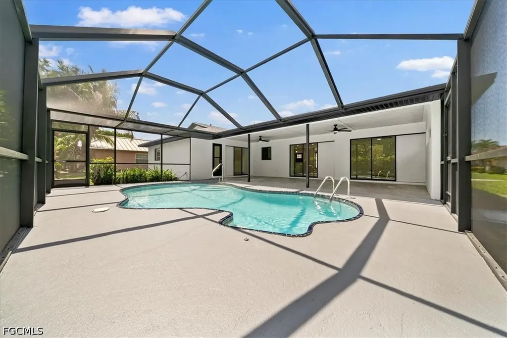 911 SE 16th Terrace Cape Coral FL 33990