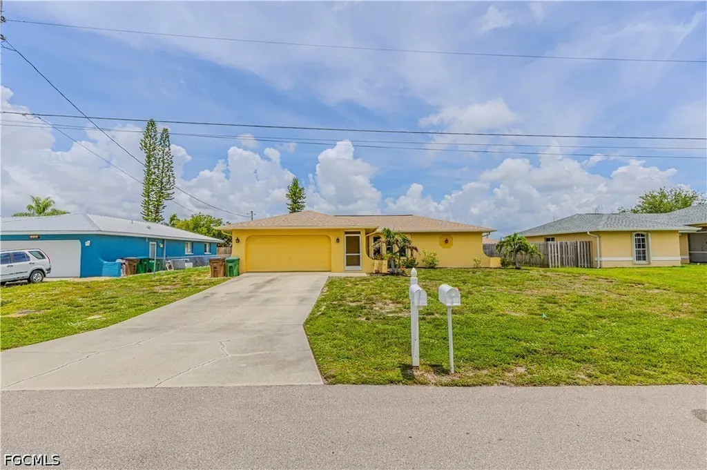 1112 SE 13th Place Cape Coral FL 33990