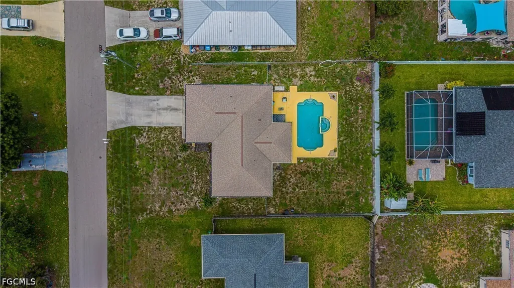 1112 SE 13th Place Cape Coral FL 33990