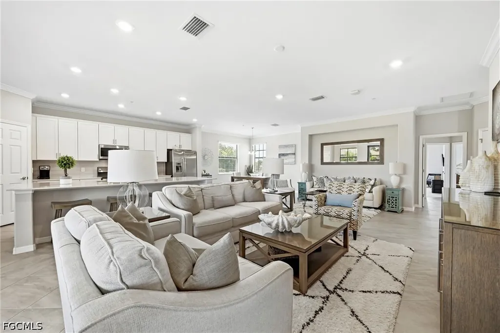 2353 Anguilla Drive Naples FL 34120