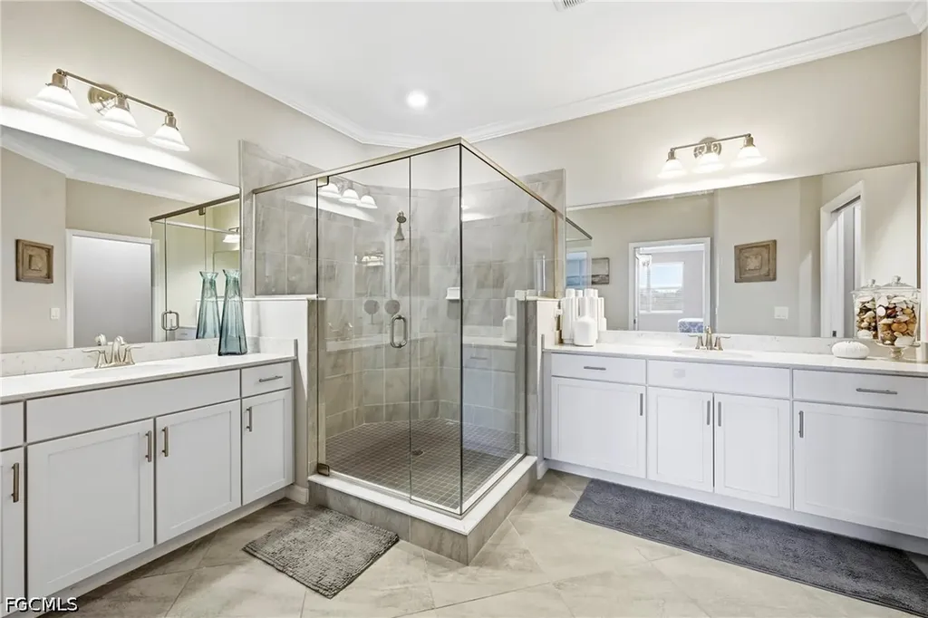 2353 Anguilla Drive Naples FL 34120
