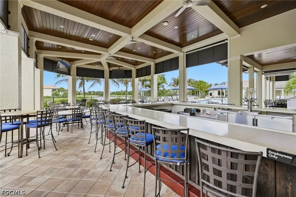 2353 Anguilla Drive Naples FL 34120