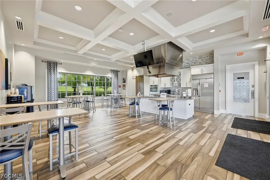 2353 Anguilla Drive Naples FL 34120
