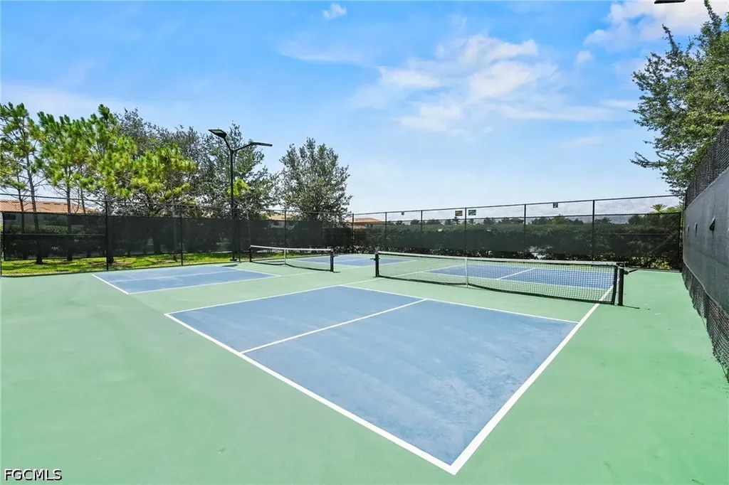 2353 Anguilla Drive Naples FL 34120