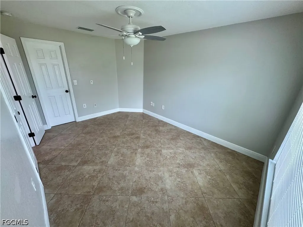 3829 SW 17th Place Cape Coral FL 33914