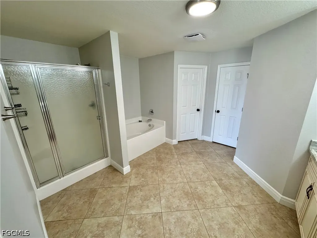 3829 SW 17th Place Cape Coral FL 33914