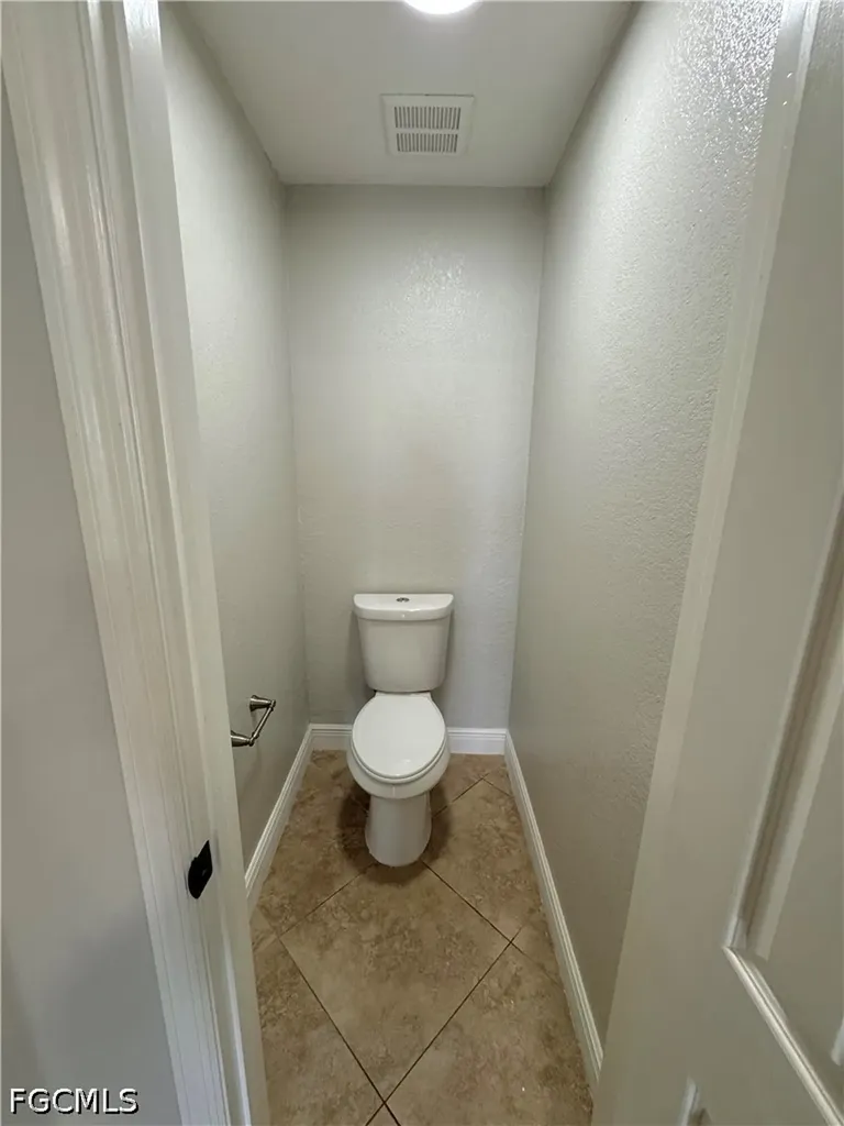 3829 SW 17th Place Cape Coral FL 33914