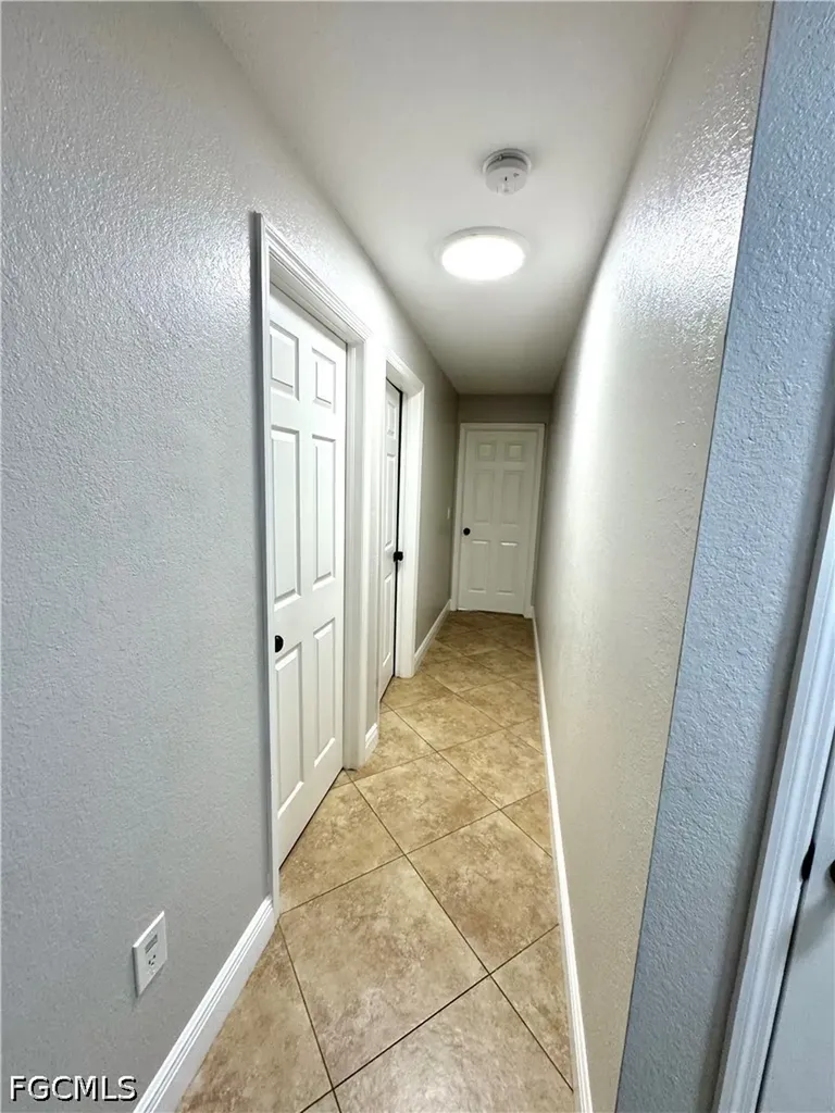 3829 SW 17th Place Cape Coral FL 33914