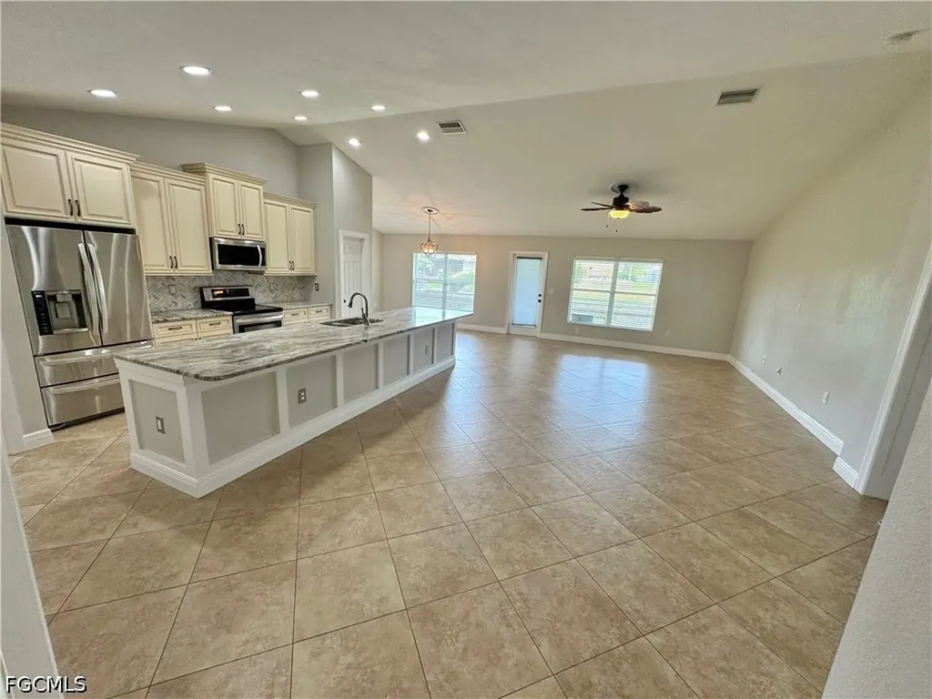 3829 SW 17th Place Cape Coral FL 33914