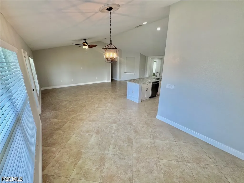 3829 SW 17th Place Cape Coral FL 33914