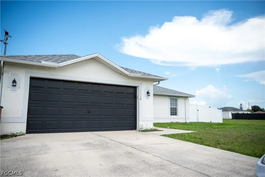 1118 Nelson Road N Cape Coral FL 33993
