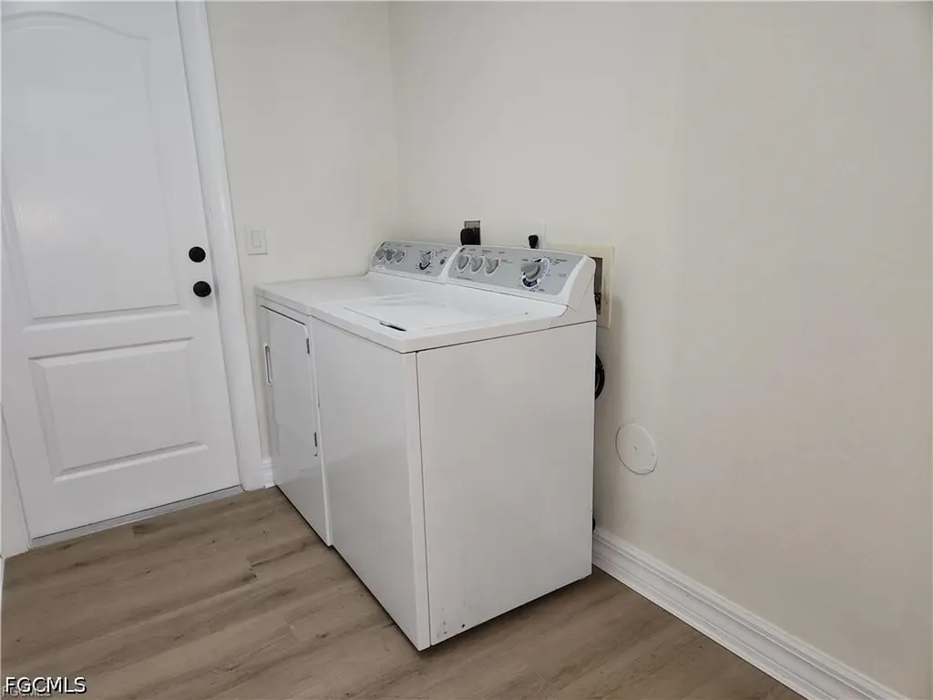 1118 Nelson Road N Cape Coral FL 33993
