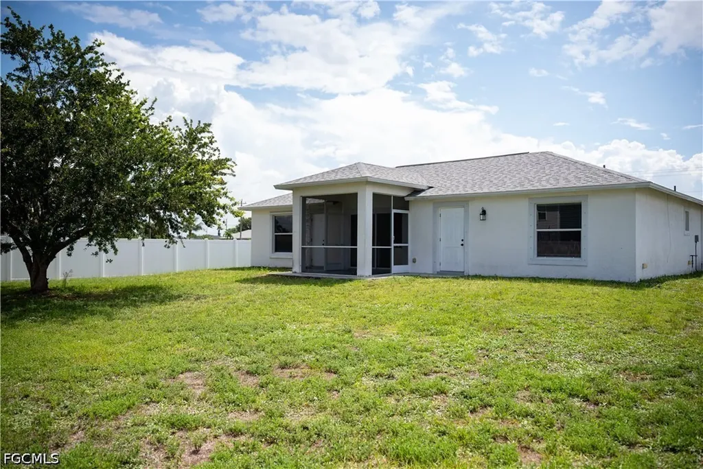 1118 Nelson Road N Cape Coral FL 33993