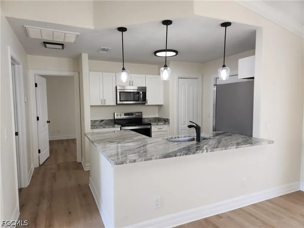 1118 Nelson Road N Cape Coral FL 33993