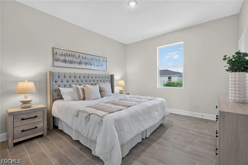 536 NW 18th Avenue Cape Coral FL 33993