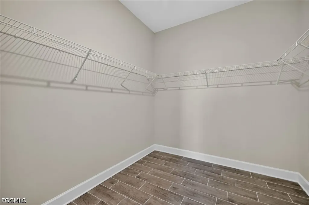 536 NW 18th Avenue Cape Coral FL 33993