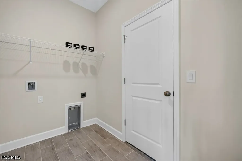 536 NW 18th Avenue Cape Coral FL 33993