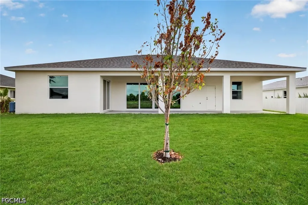 536 NW 18th Avenue Cape Coral FL 33993