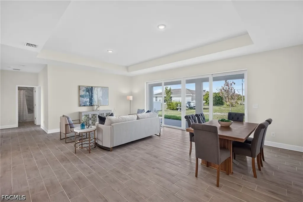 536 NW 18th Avenue Cape Coral FL 33993