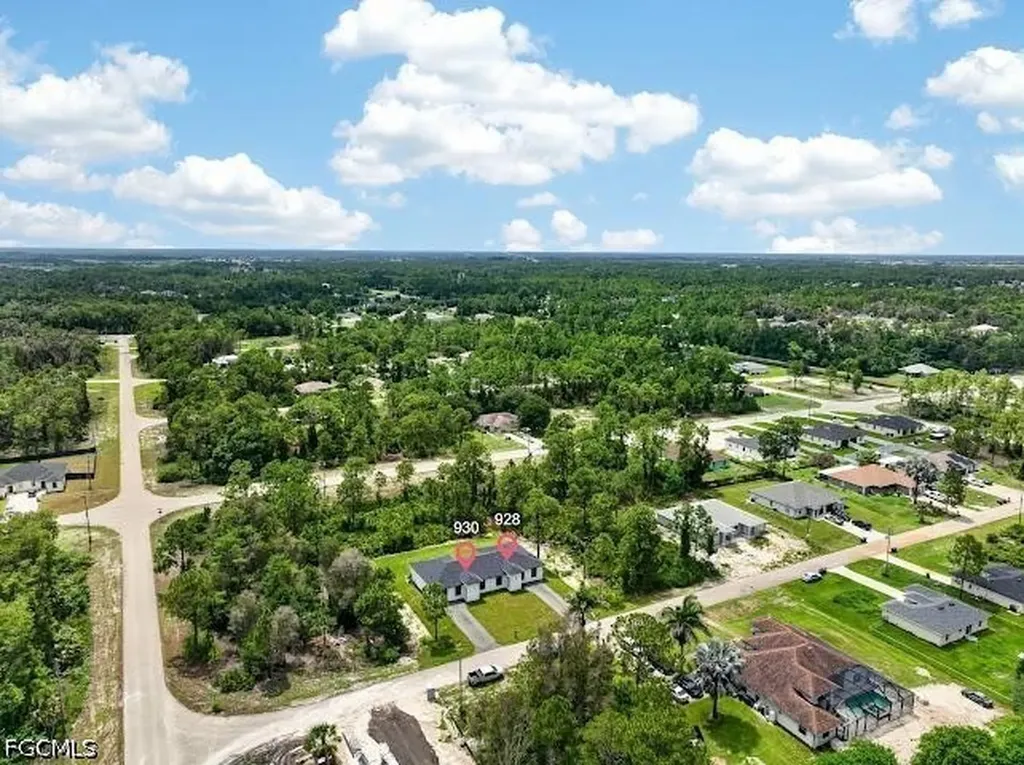 928-930 Hepburn Avenue Lehigh Acres FL 33974