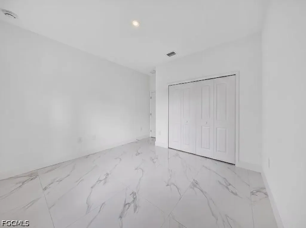928-930 Hepburn Avenue Lehigh Acres FL 33974