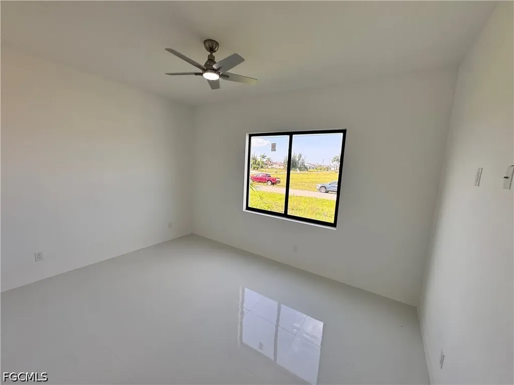 4121 NW 22nd Street Cape Coral FL 33993