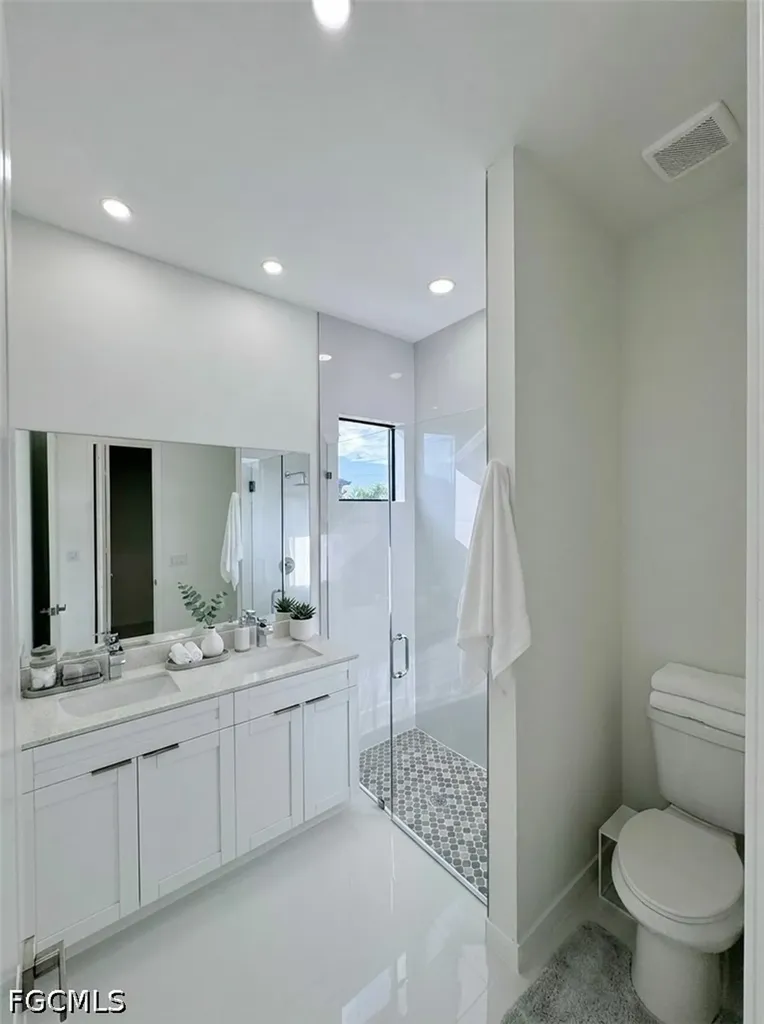 4121 NW 22nd Street Cape Coral FL 33993