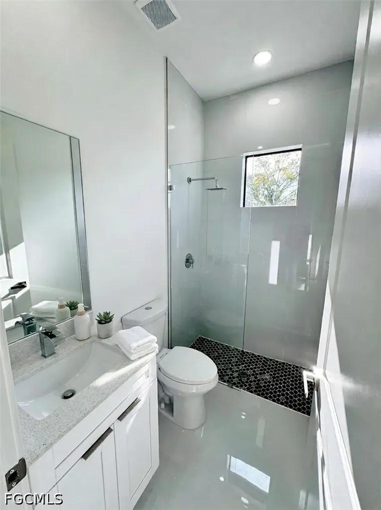 4121 NW 22nd Street Cape Coral FL 33993