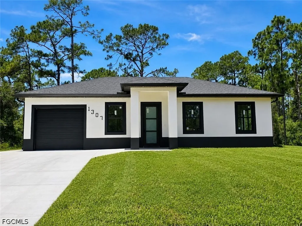 1307 Monroe Avenue Lehigh Acres FL 33972