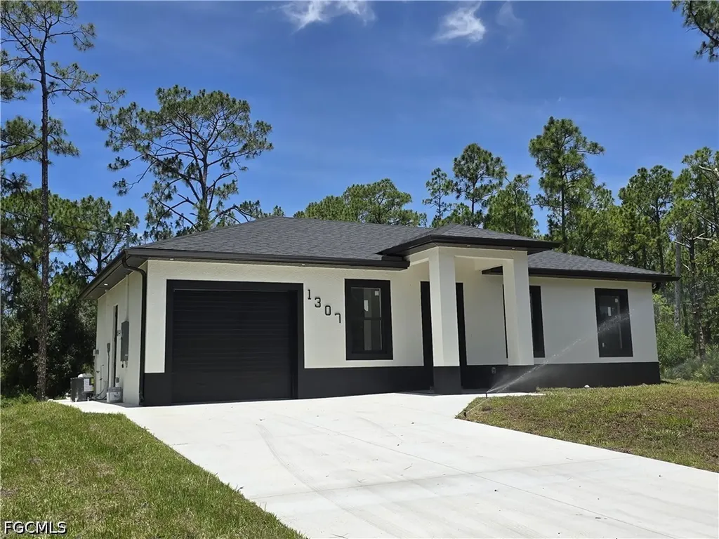 1307 Monroe Avenue Lehigh Acres FL 33972