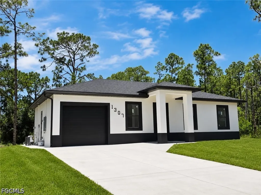 1307 Monroe Avenue Lehigh Acres FL 33972