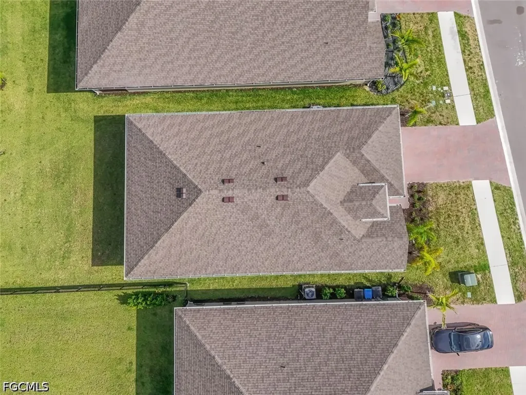 451 Spring Hill Lake Loop Cape Coral FL 33993