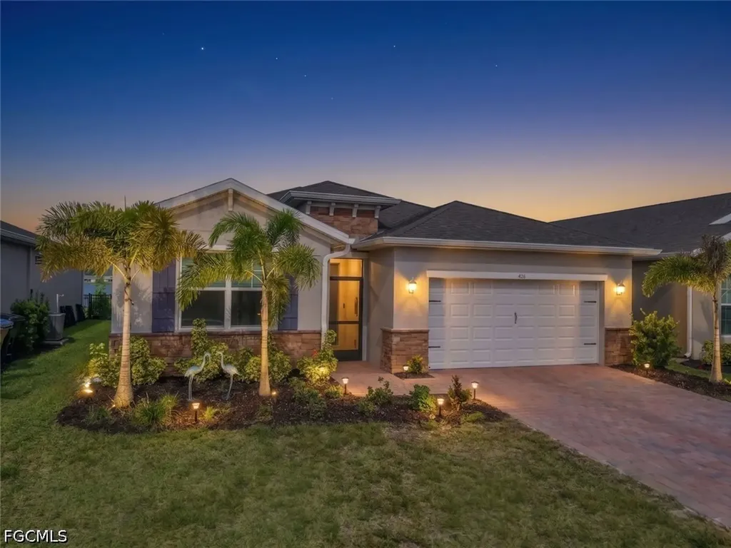 451 Spring Hill Lake Loop Cape Coral FL 33993